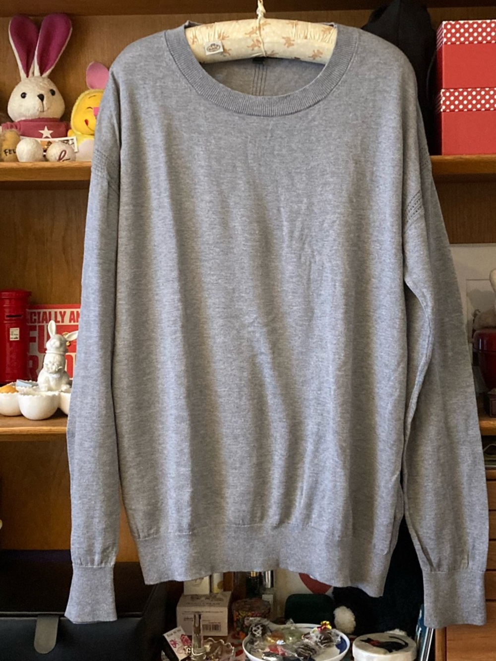 Banana Republic 80% silk blouse